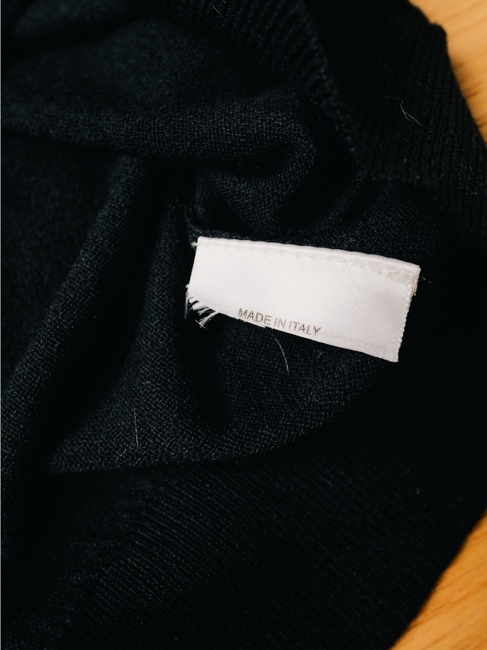 Loro Piana 100% Wool Black Crewneck Sweater Made in Italy - Picture 7 of 10